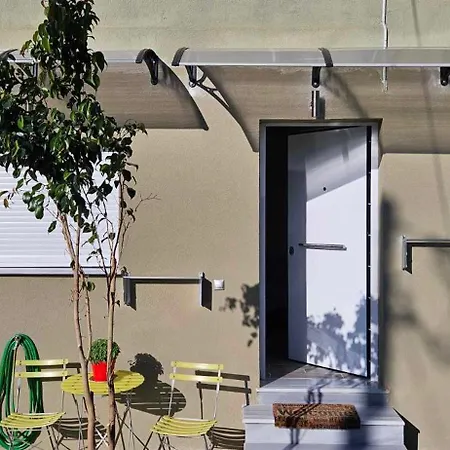 דירה Peter's Place *